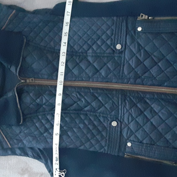 Johnston & Murphy Quilted Blue Vest - Picture 4 of 10